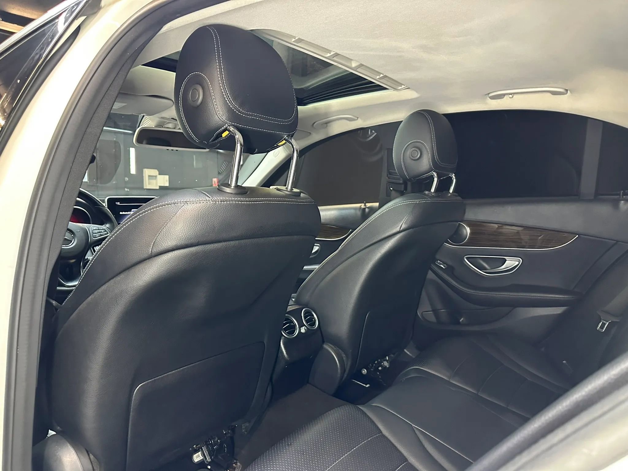 Used 2018 Mercedes-Benz C 300 4MATIC Sedan image 21