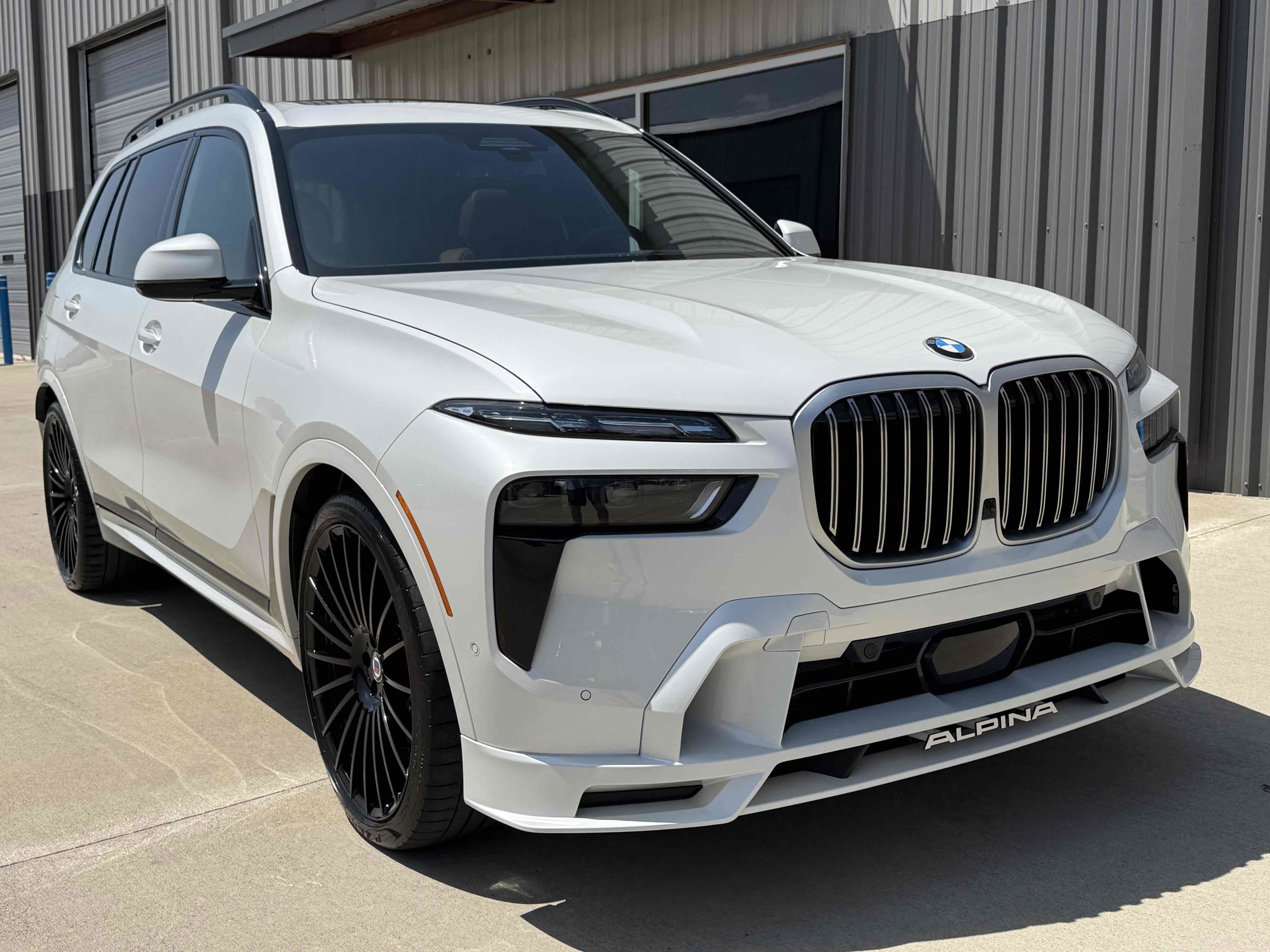Used 2025 BMW ALPINA XB7 AWD/4WD image 78