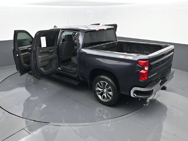 Used 2024 Chevrolet Silverado 1500 LT AWD/4WD image 26