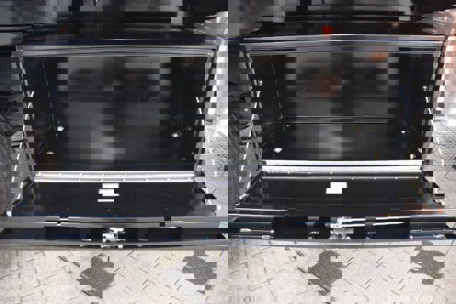 Used 2025 Ford F550 4x4 Crew Cab Super Duty image 41