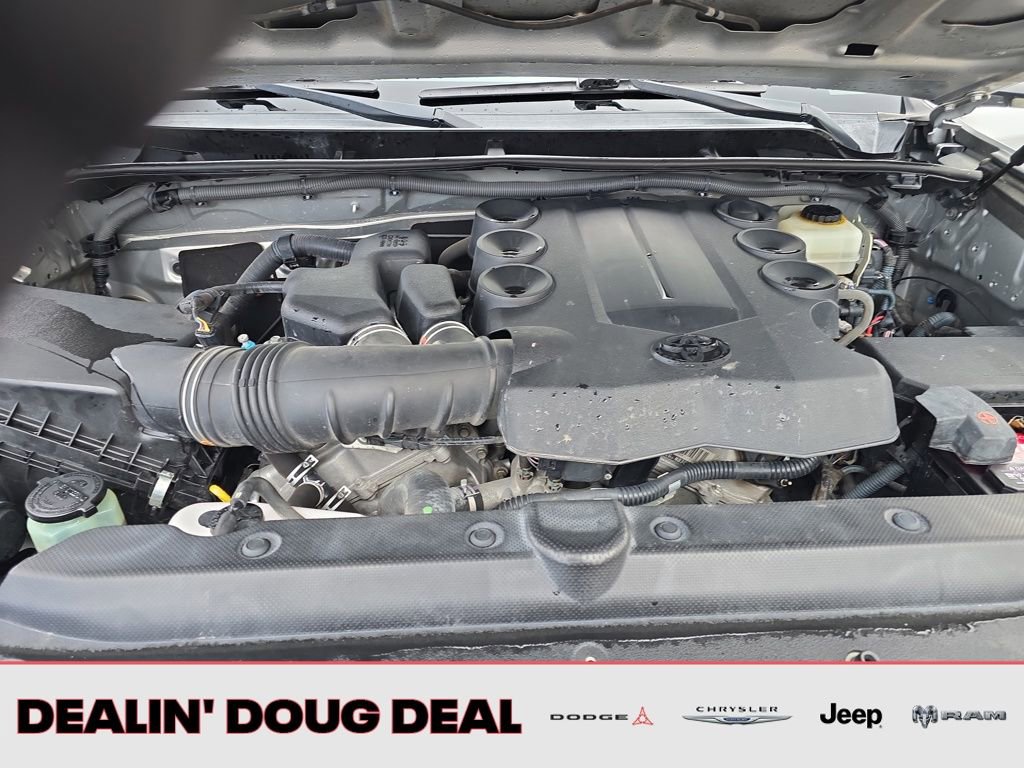 Used 2013 Toyota 4Runner SR5 image 21