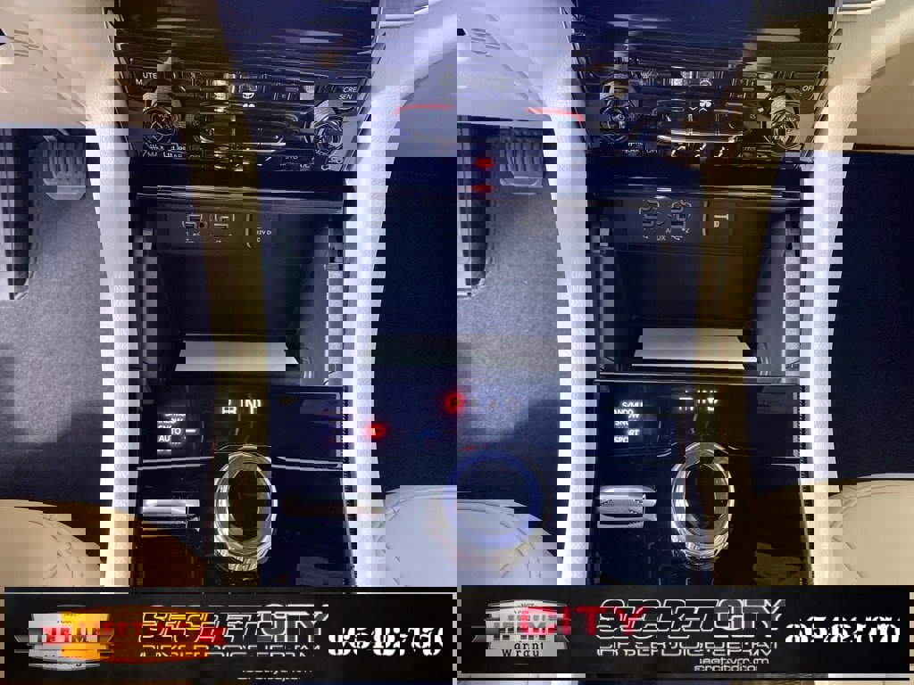 New 2025 Jeep Grand Cherokee L Limited image 24