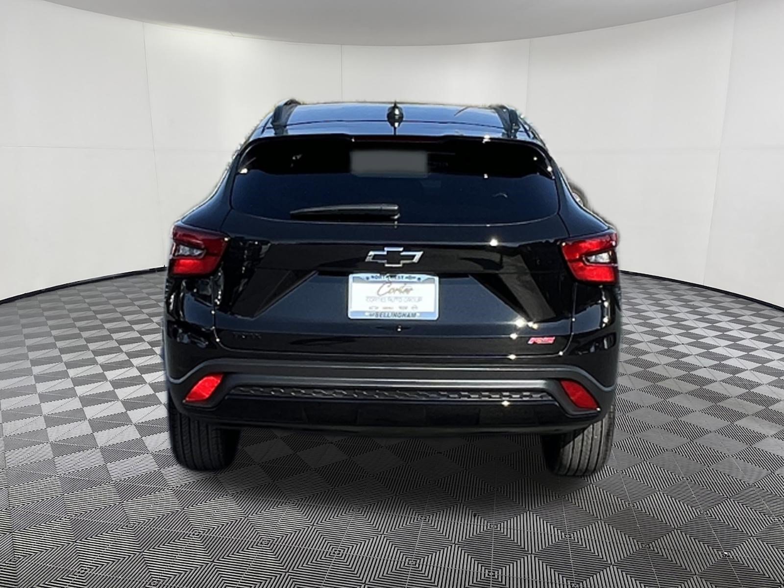 Used 2026 Chevrolet Trax RS FWD image 5