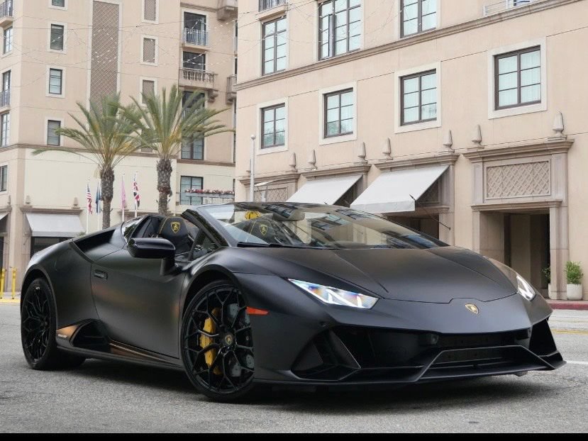 Used 2024 Lamborghini Huracan EVO AWD/4WD image 16