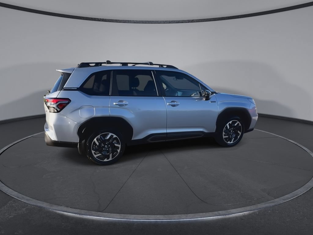 Used 2025 Subaru Forester Limited w/ Protection Package (1PH) AWD/4WD image 9