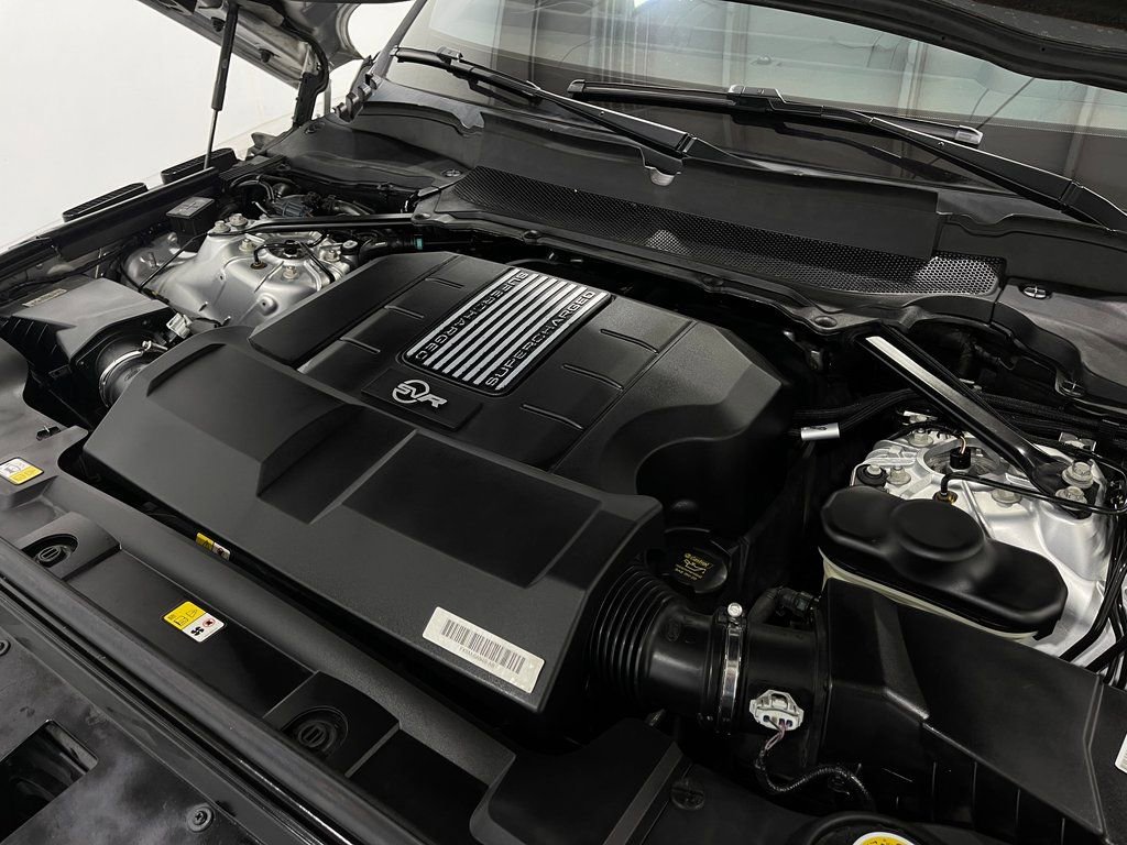 Used 2017 Land Rover Range Rover Sport SVR image 29