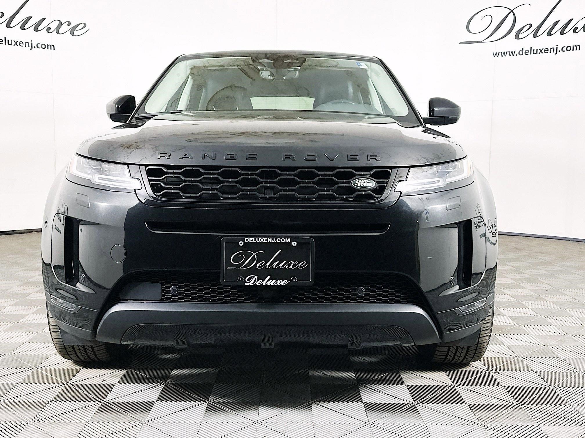 Used 2023 Land Rover Range Rover Evoque SE AWD/4WD image 2
