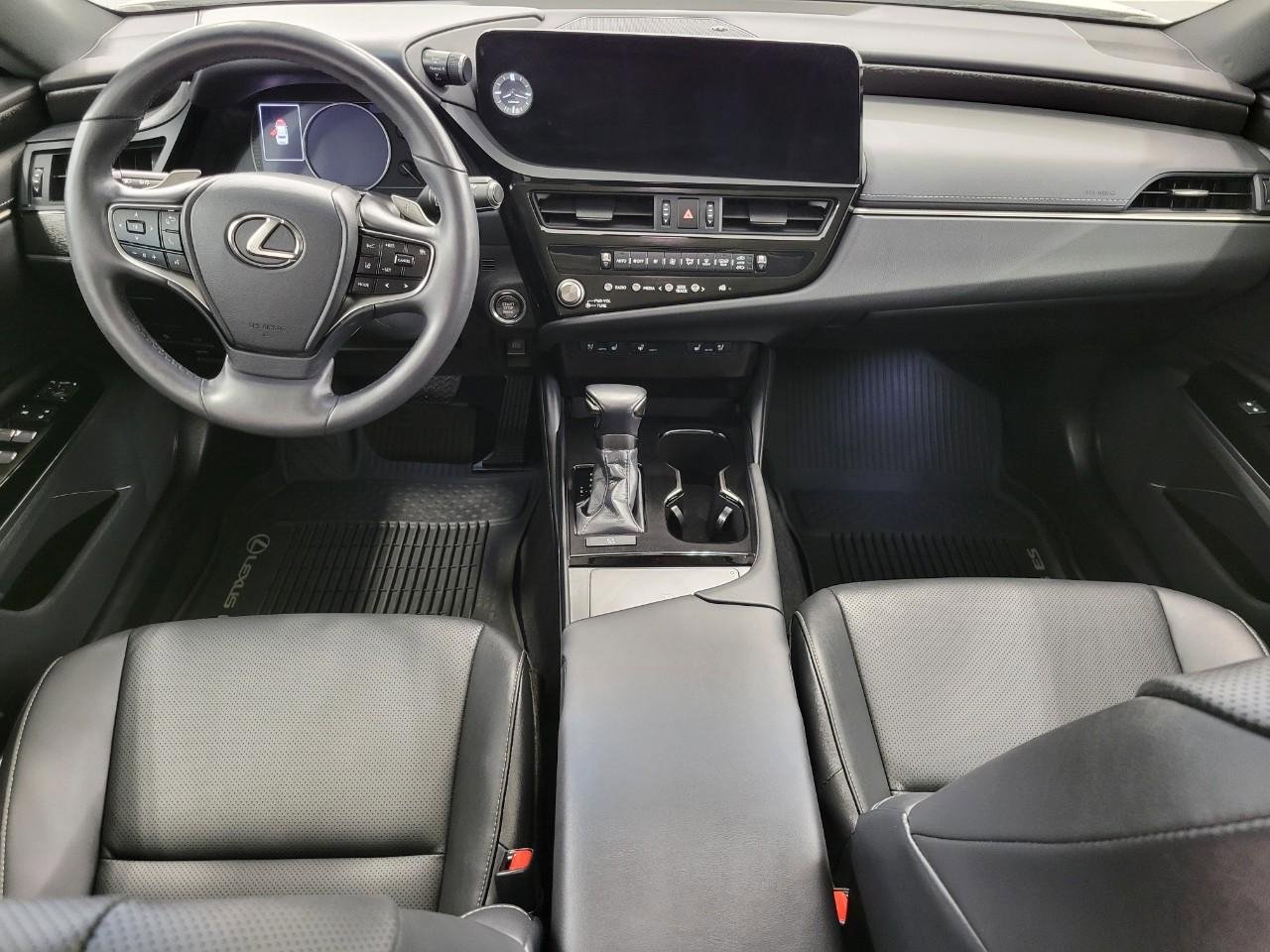 Used 2023 Lexus ES 250 w/ Premium Package AWD/4WD image 7