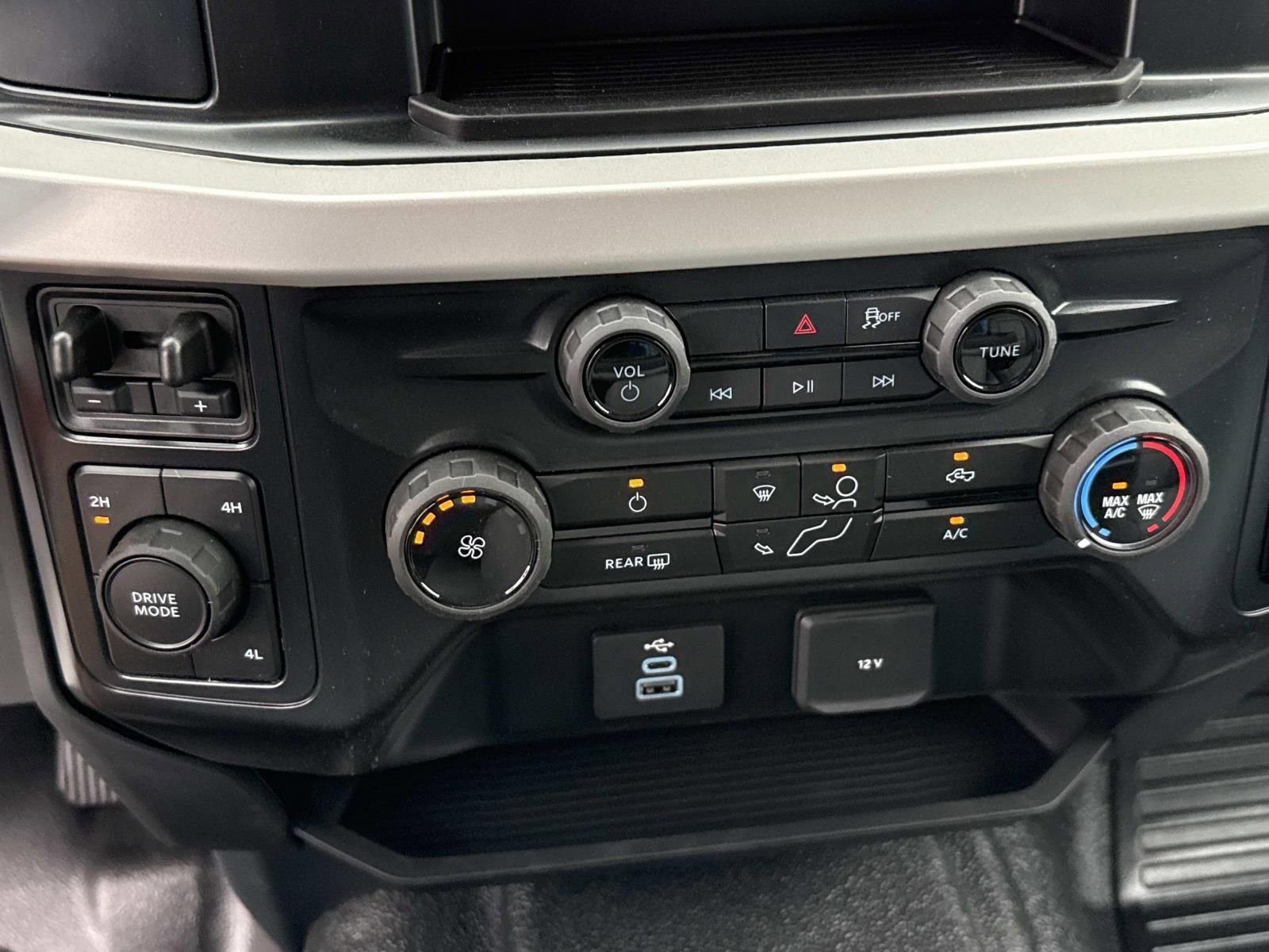 New 2026 Ford F350 XL w/ XL Chrome Package AWD/4WD image 16