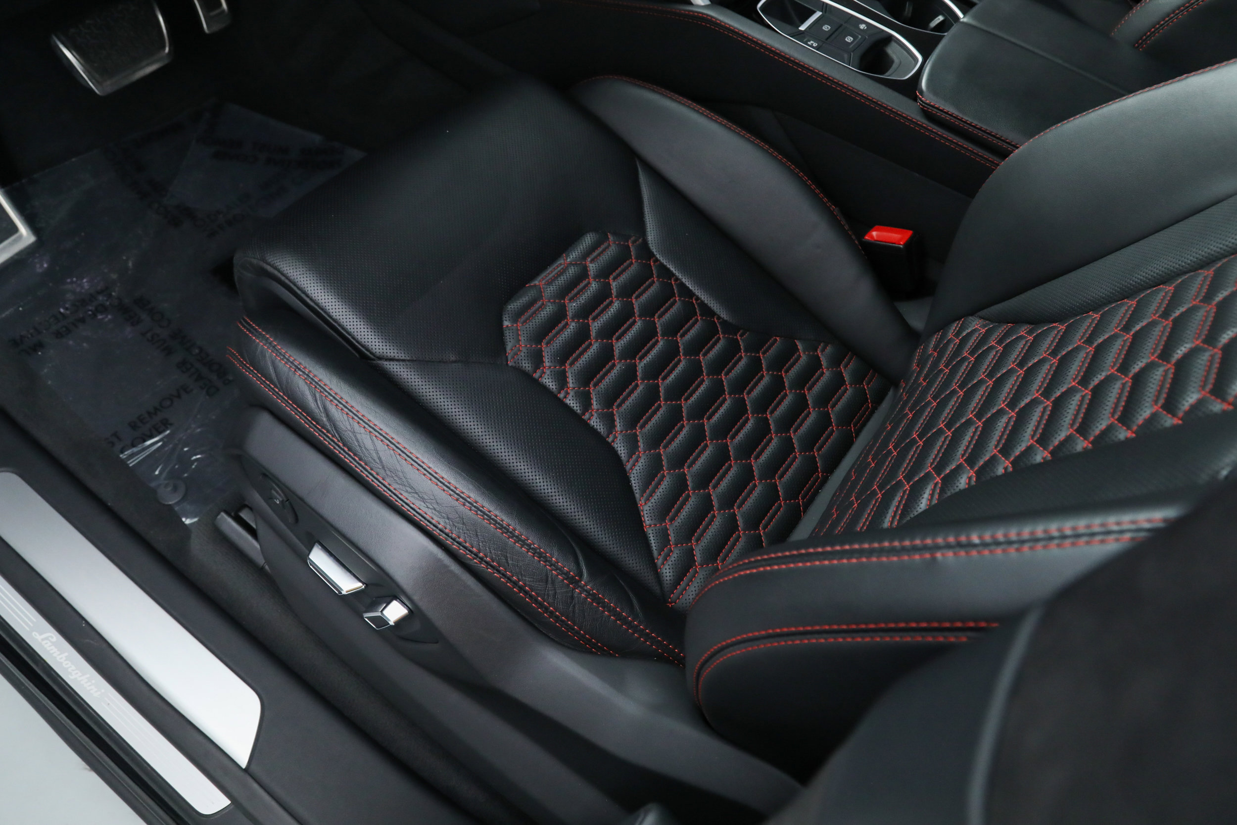 Used 2022 Lamborghini Urus image 25