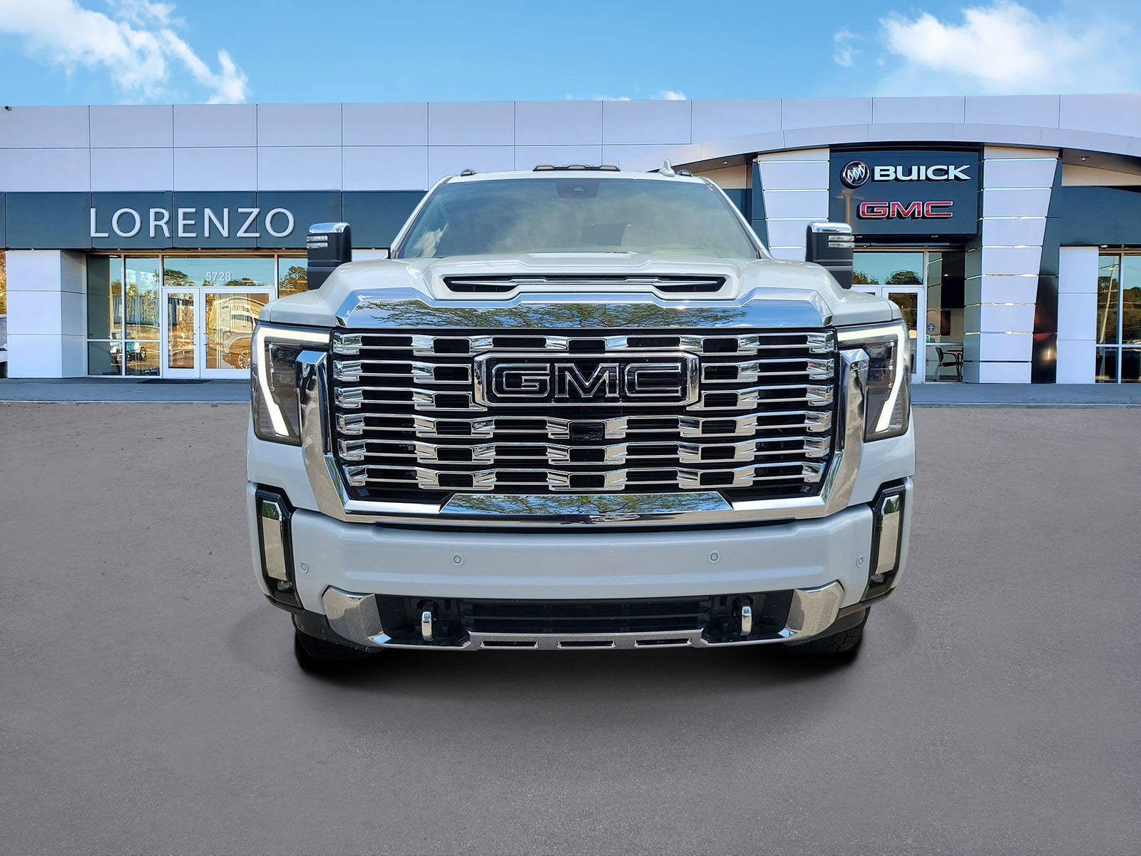 New 2026 GMC Sierra 2500 Denali w/ Denali Reserve Package AWD/4WD image 2