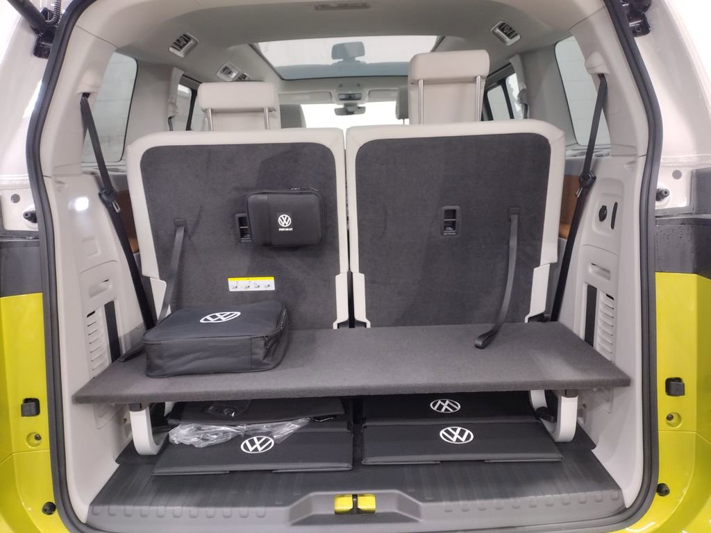 New 2025 Volkswagen ID. Buzz Pro S Plus image 17