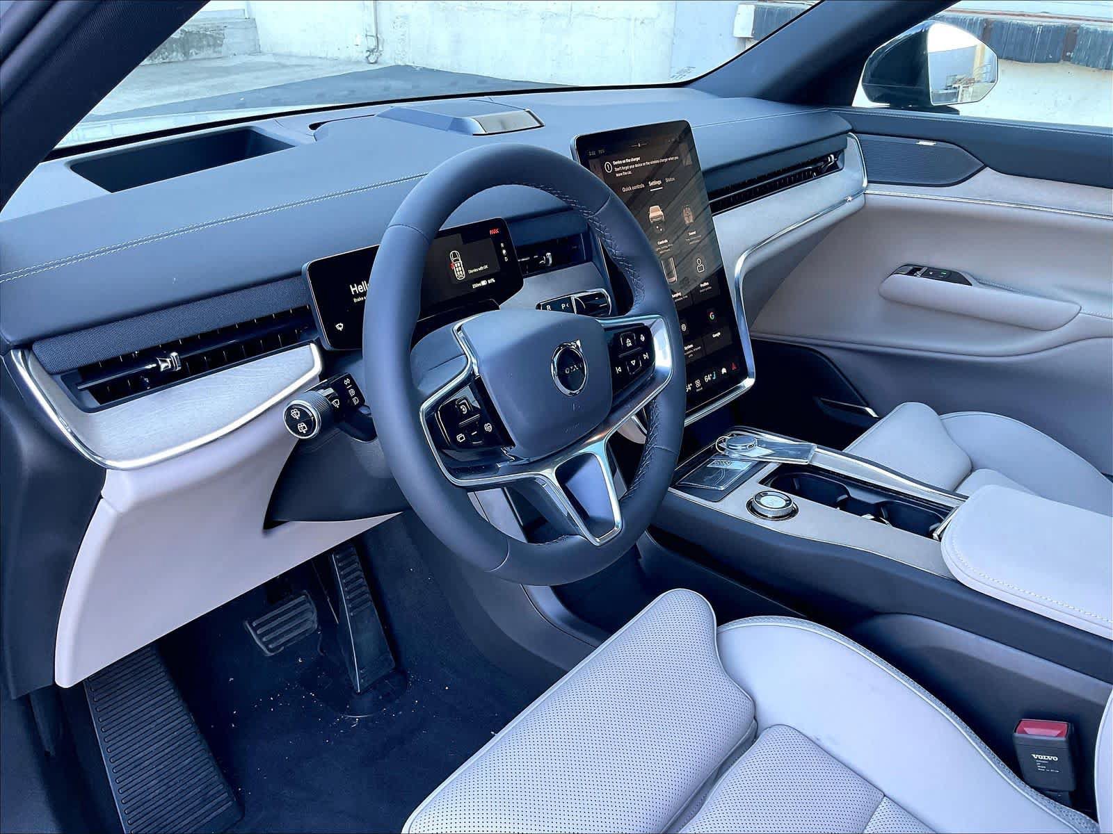 New 2026 Volvo EX90 Plus AWD/4WD image 8