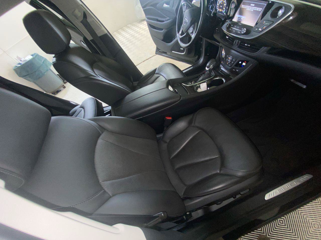 Certified 2020 Buick Envision Premium AWD/4WD image 28