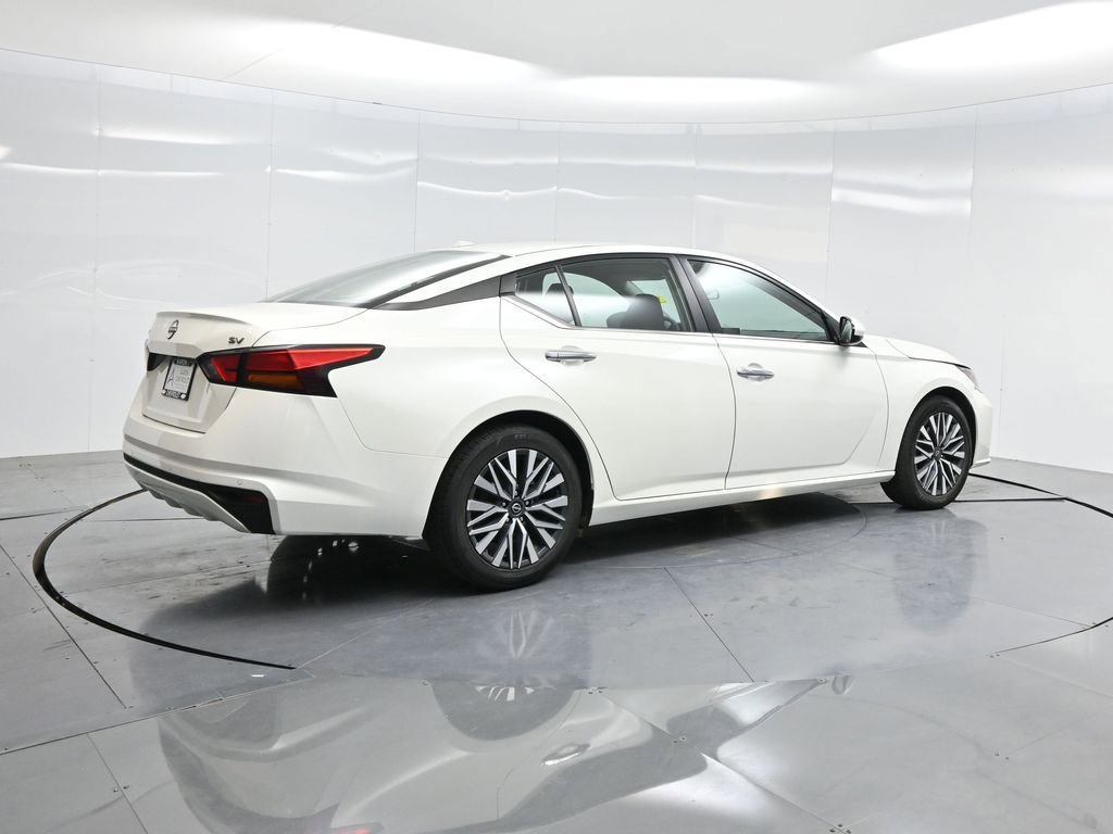 Used 2023 Nissan Altima 2.5 SV image 43