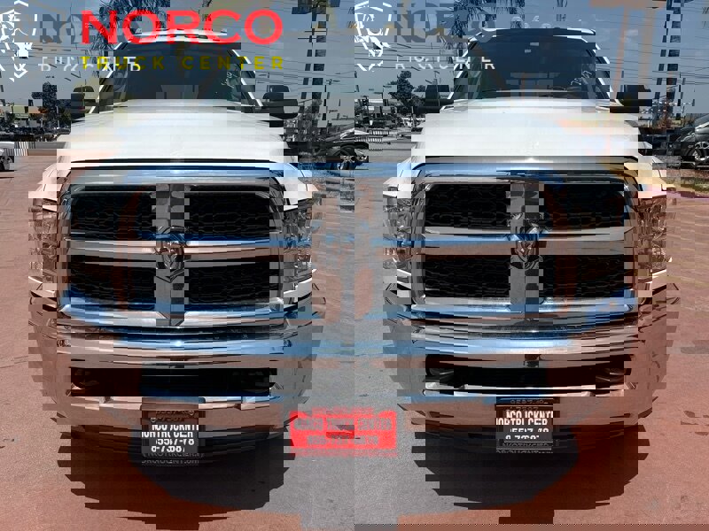 Used 2018 RAM 3500 SLT image 3