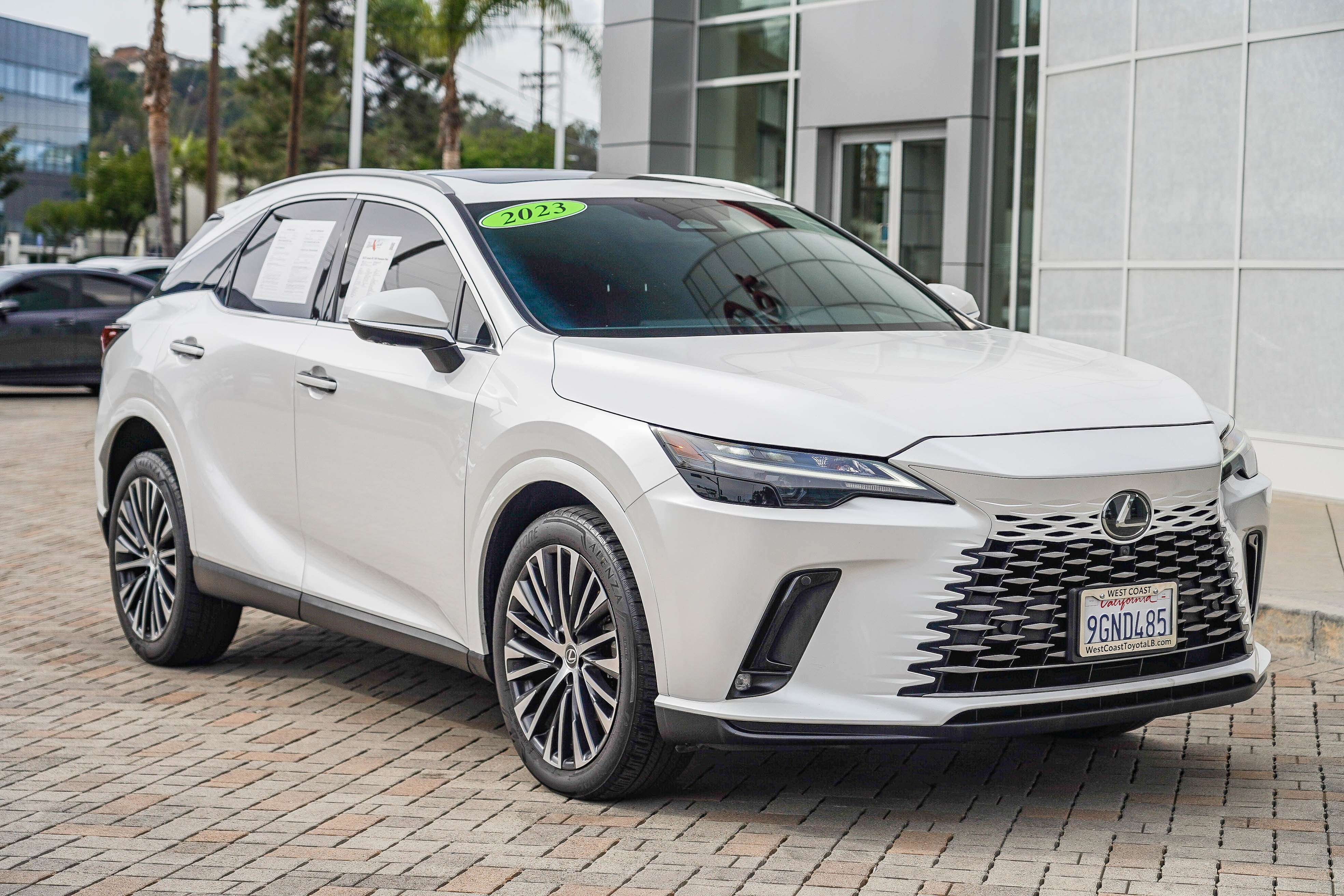 Used 2023 Lexus RX 350 Premium Plus w/ Cold Area Package image 6