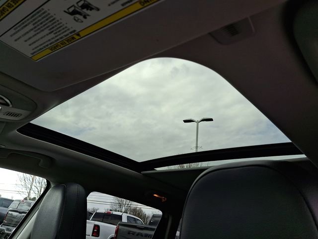 Certified 2019 Jeep Compass Limited w/ Safety & Security Group image 14