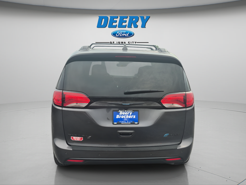 Used 2020 Chrysler Pacifica Limited w/ Advanced Safetytec Group FWD image 5