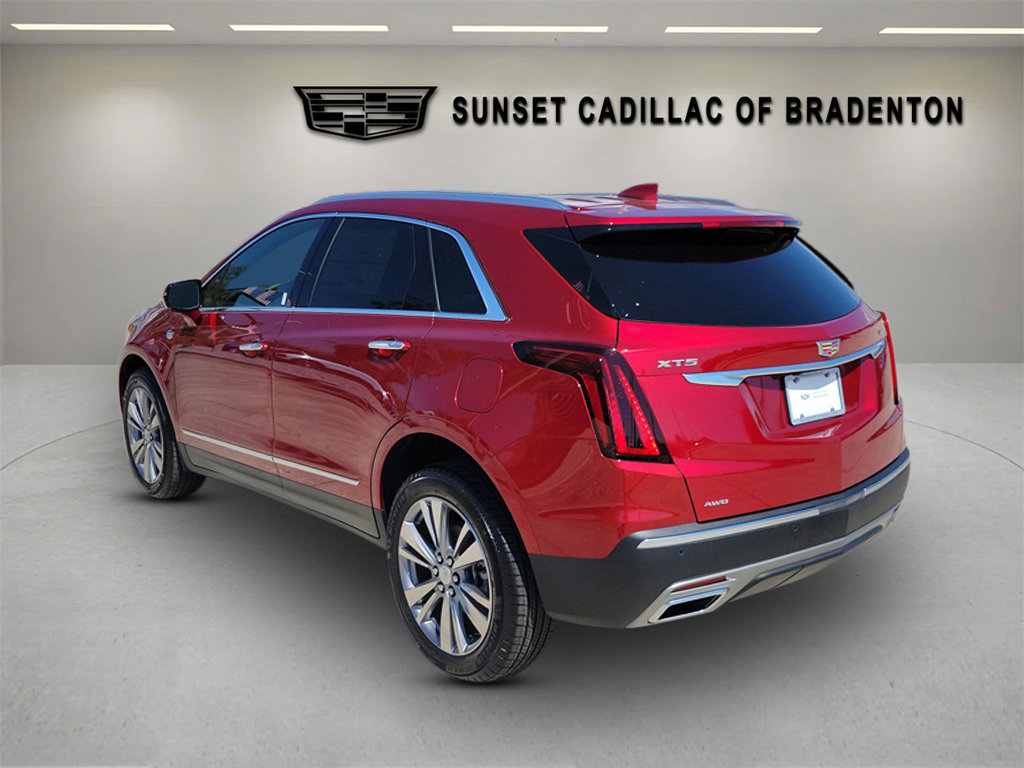 Certified 2025 Cadillac XT5 Premium Luxury w/ LPO, Floor Liner Package image 6
