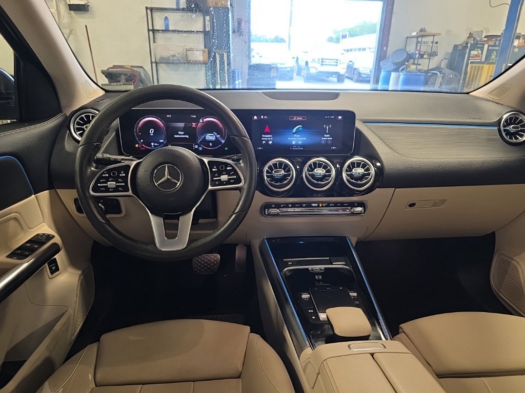 Used 2021 Mercedes-Benz GLA 250 w/ Premium Package image 4