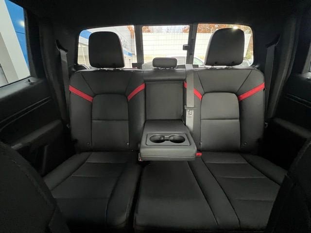New 2026 Chevrolet Colorado Z71 w/ Z71 Convenience Package 2 image 32