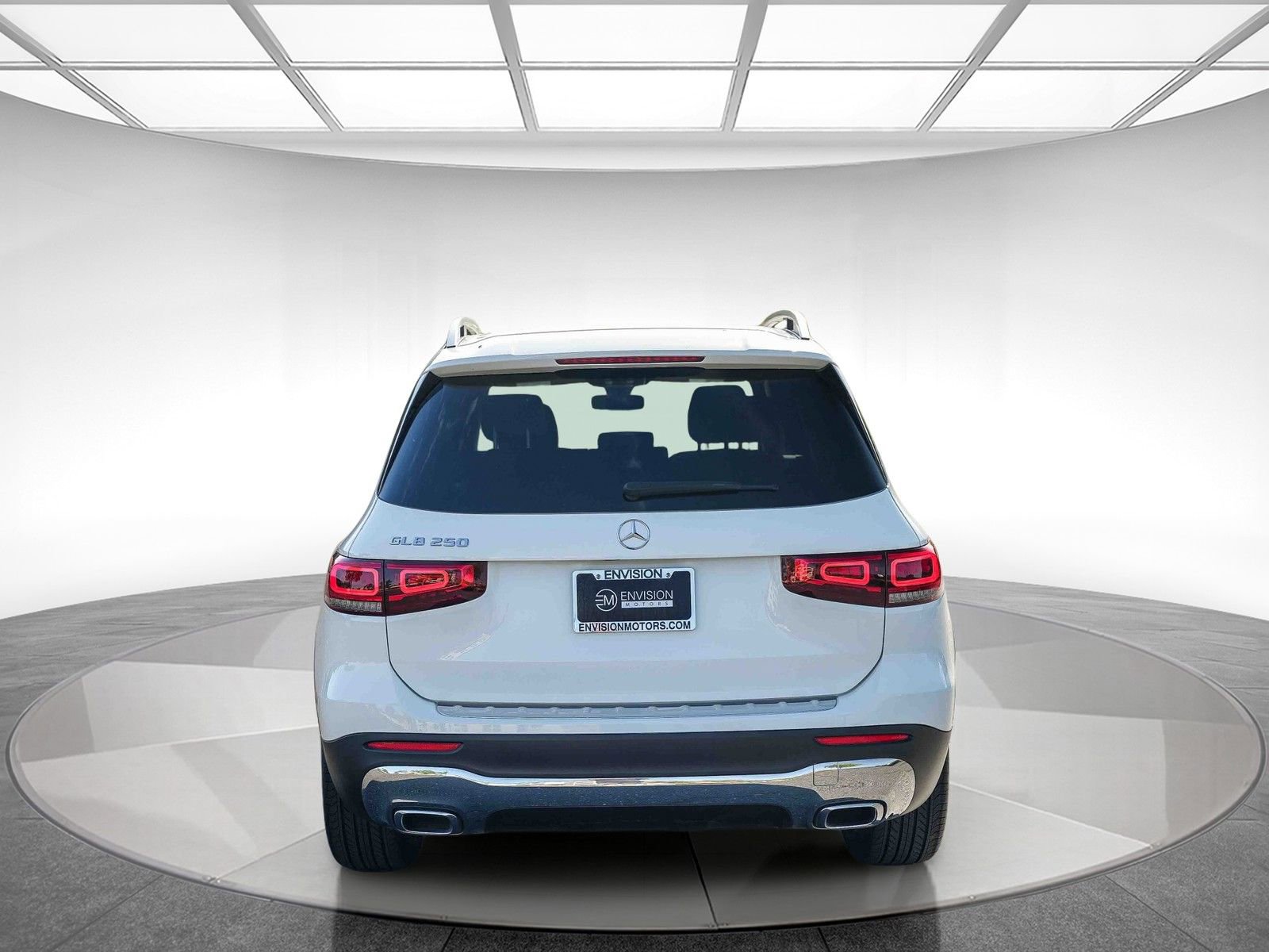 Used 2022 Mercedes-Benz GLB 250 image 3