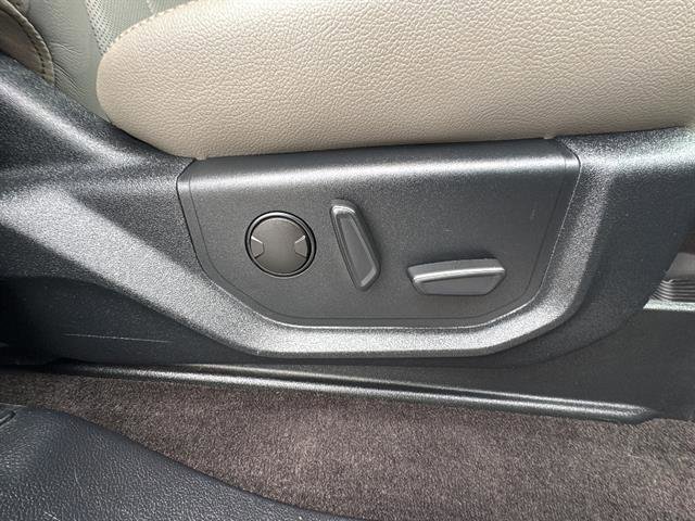 Used 2020 Ford F150 Lariat image 10
