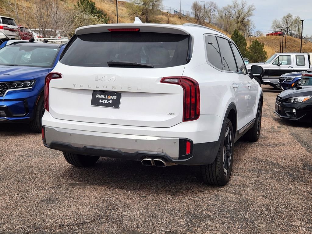 Used 2023 Kia Telluride S w/ S Sunroof Package image 5