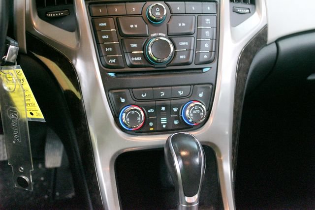 Used 2017 Buick Verano Convenience FWD image 19