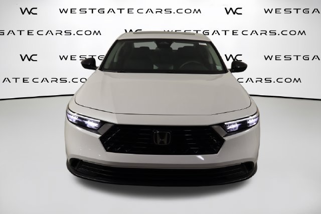 Used 2025 Honda Accord SE image 2