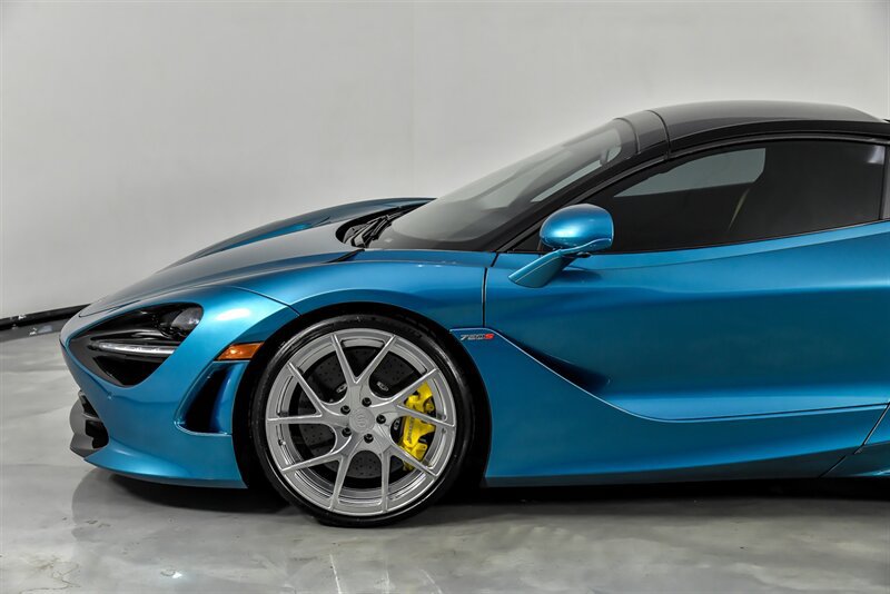 Used 2020 McLaren 720S Spider RWD image 6