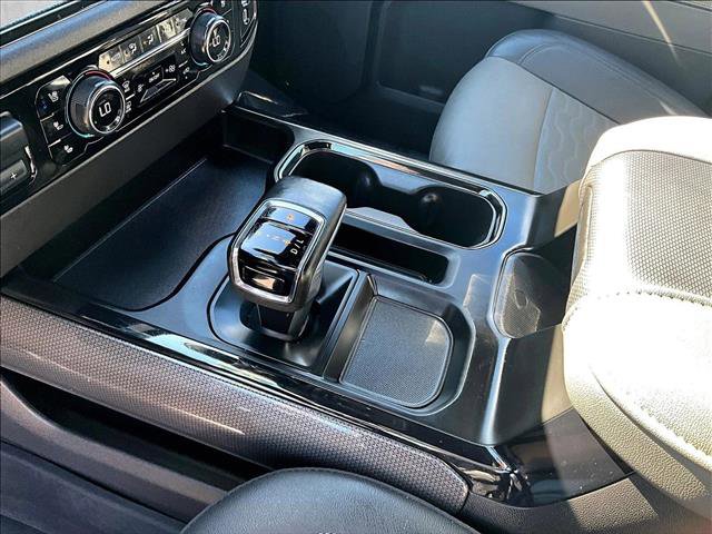 Used 2025 Chevrolet Silverado 1500 ZR2 w/ Technology Package image 15