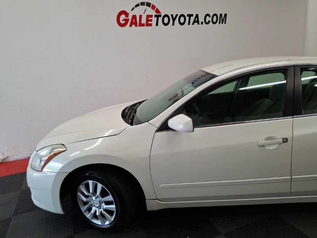 Used 2012 Nissan Altima 2.5 FWD image 5