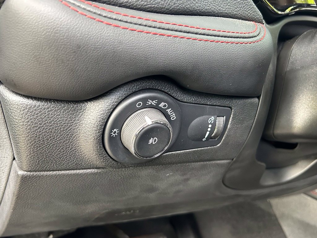 Used 2023 Dodge Durango R/T RWD image 21