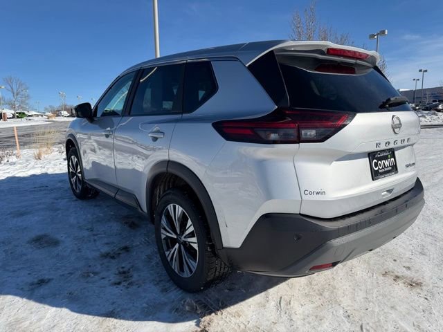 Used 2023 Nissan Rogue SV image 7