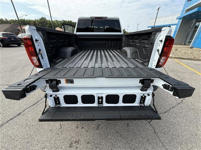 New 2026 GMC Sierra 2500 SLE w/ SLE Value Package; image 26