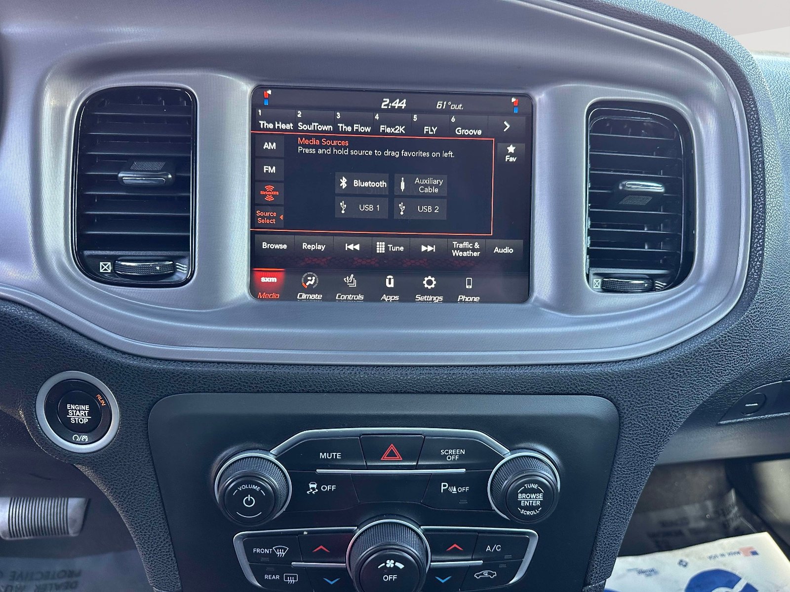 Used 2023 Dodge Charger SXT w/ Blacktop Package image 10