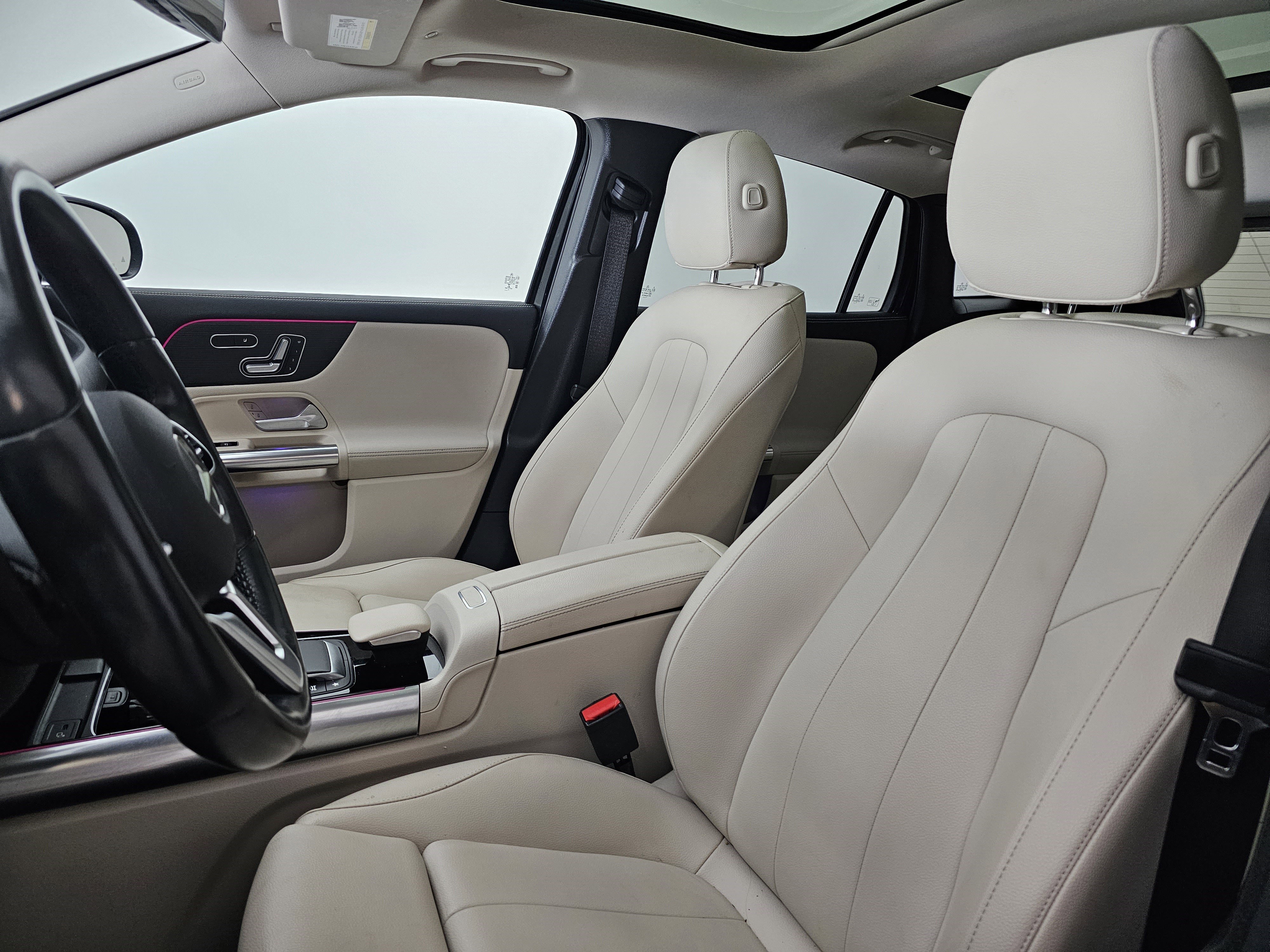 Certified 2022 Mercedes-Benz GLA 250 4MATIC image 11