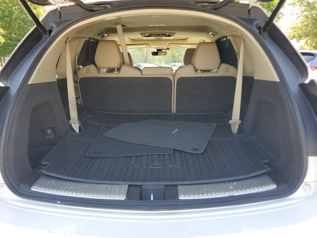 Used 2018 Acura MDX w/ Tech & Entertainment Pkg AWD/4WD image 10