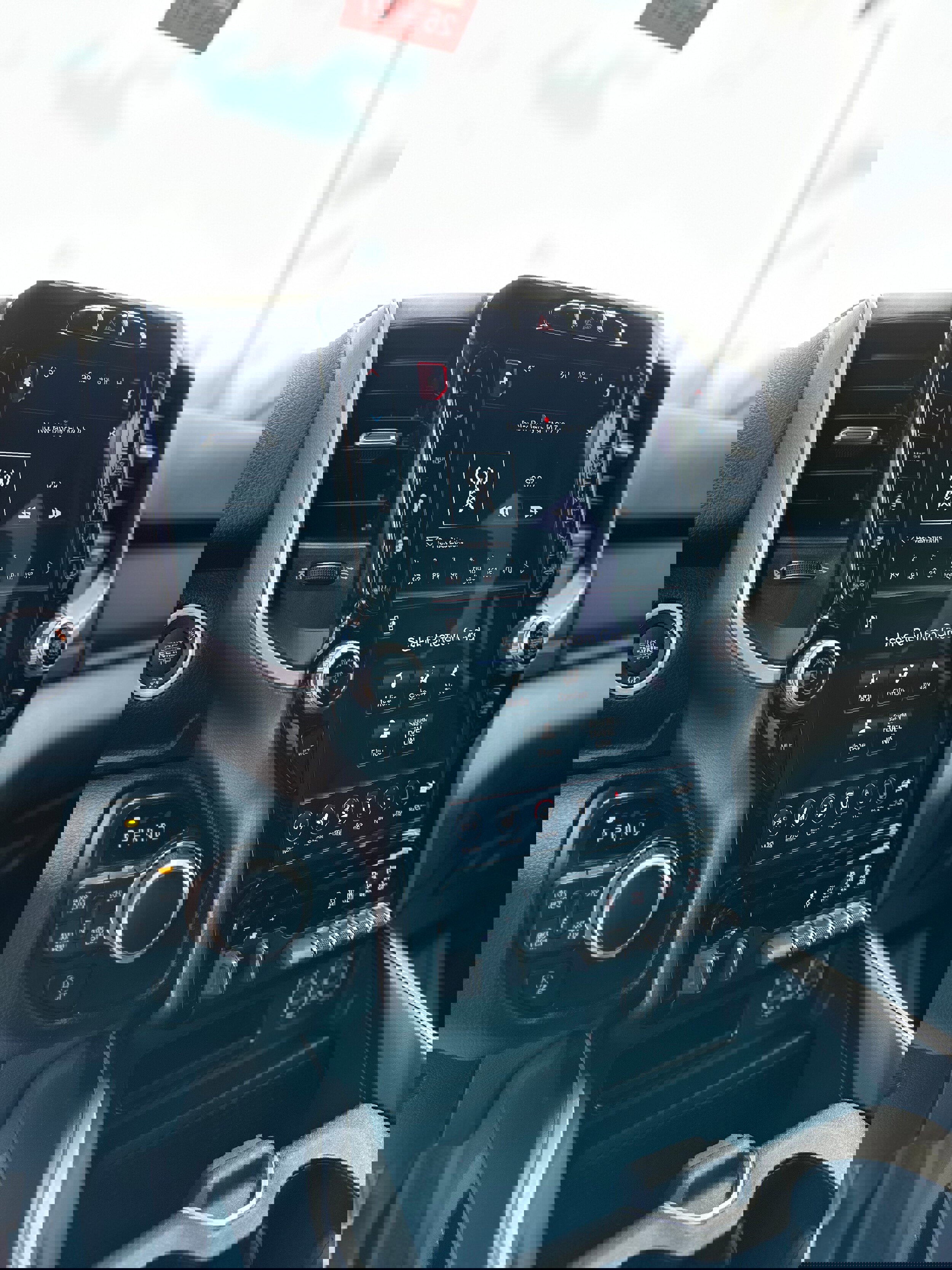 Used 2021 RAM 1500 Big Horn AWD/4WD image 14