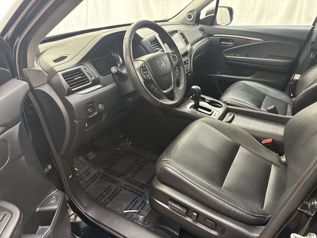 Used 2017 Honda Pilot EX-L image 11