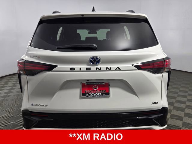 Used 2025 Toyota Sienna XSE AWD/4WD image 7