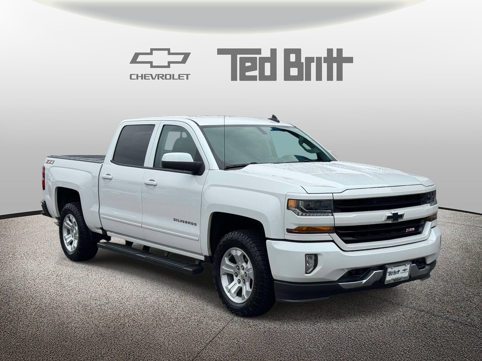 Used 2018 Chevrolet Silverado 1500 LT w/ All Star Edition AWD/4WD image 3