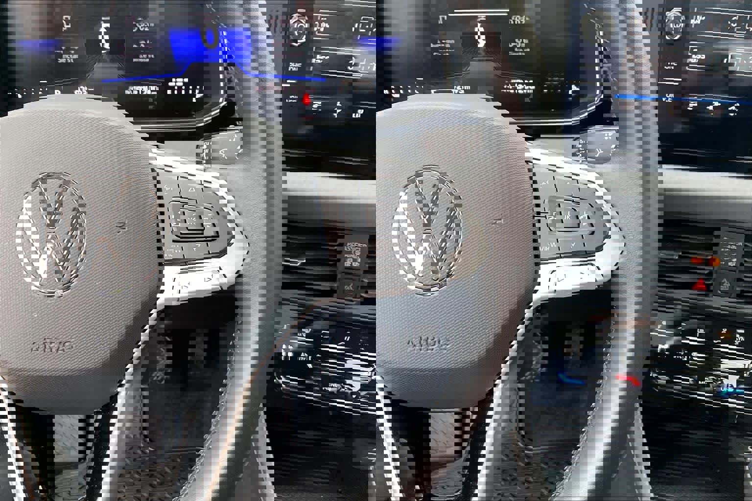 Used 2025 Volkswagen Jetta SE image 23