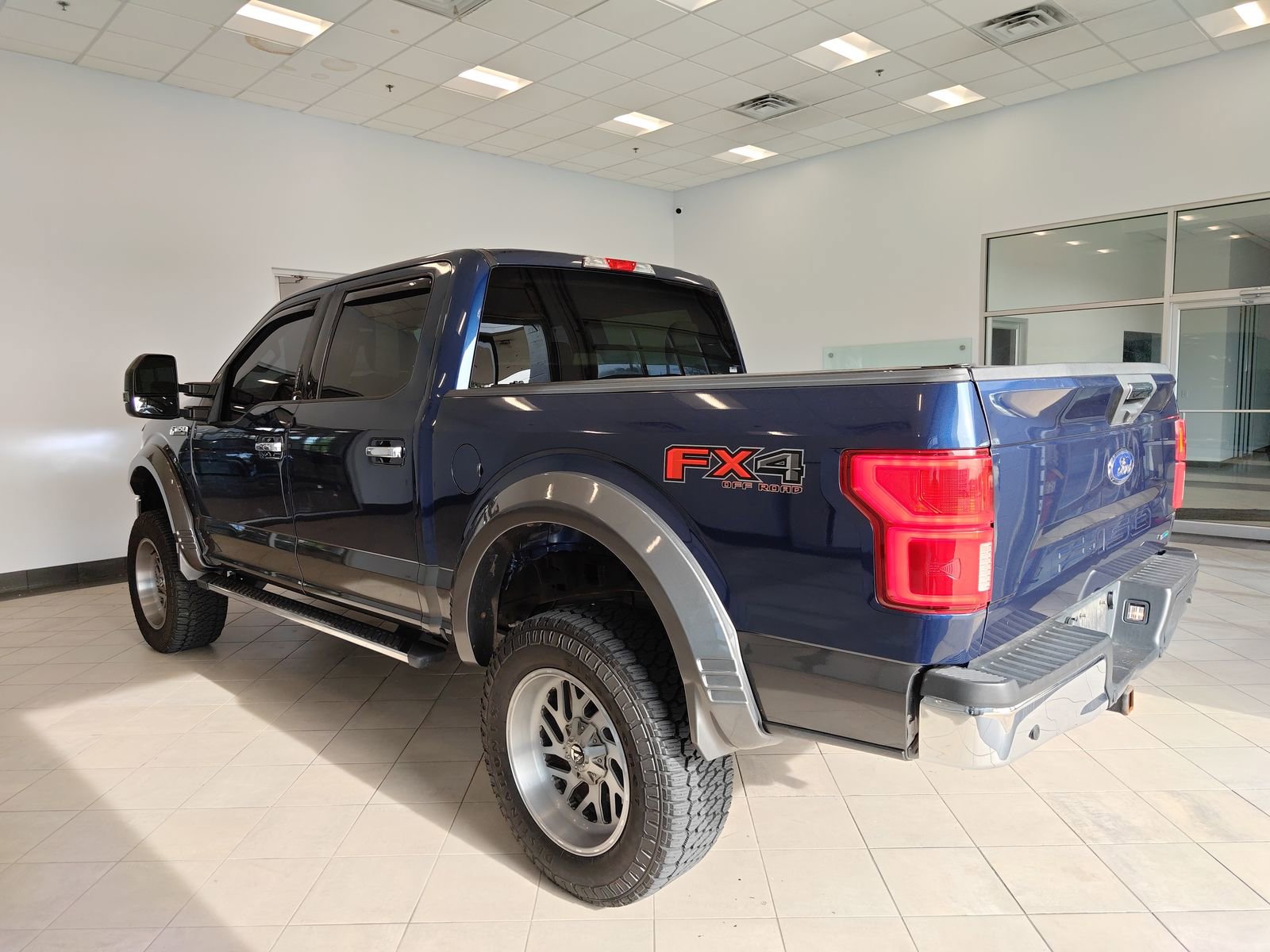 Used 2020 Ford F150 XLT w/ Equipment Group 302A Luxury AWD/4WD image 5