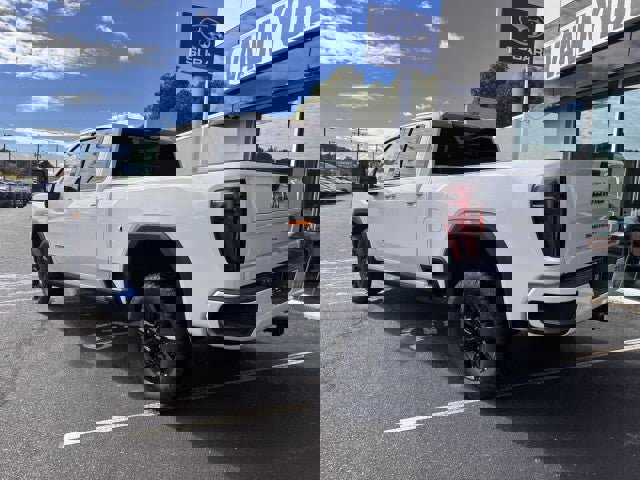 New 2026 GMC Sierra 2500 AT4 w/ AT4 Premium Plus Package image 2