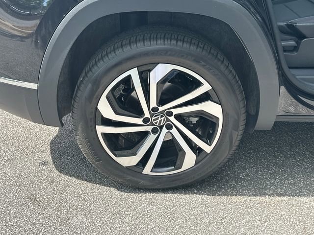 Certified 2023 Volkswagen Atlas Cross Sport SEL image 33