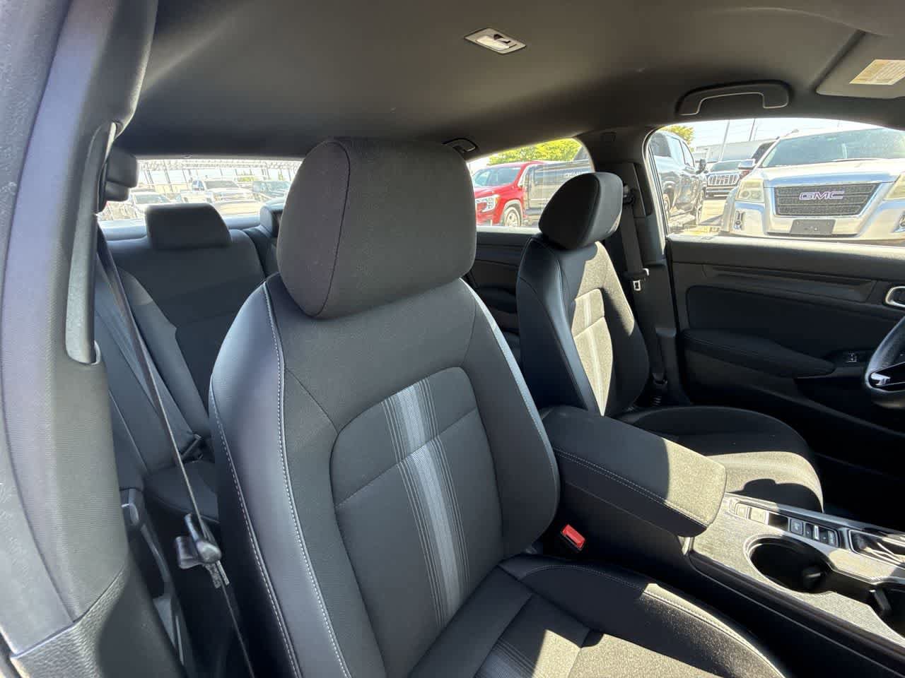 Used 2025 Honda Civic Sport image 27
