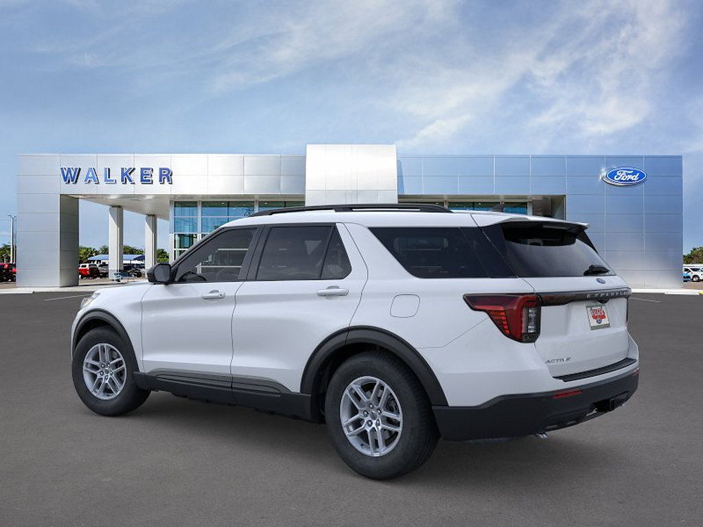 New 2026 Ford Explorer Active RWD image 4